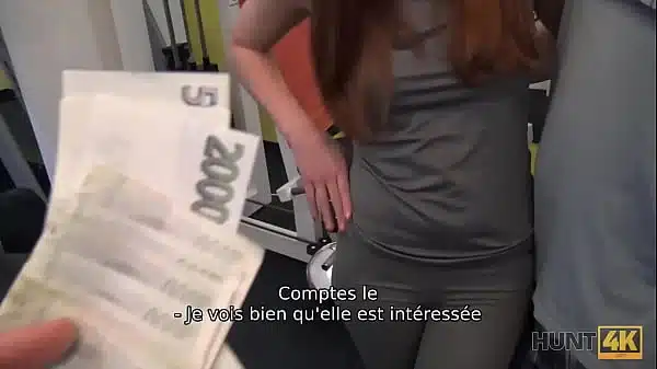 HUNT4K. Pour de largent, un homme permet à un chasseur expérimenté de baiser GF